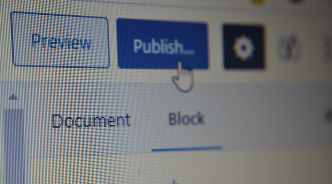 An employee easily publishes on WordPress using AI